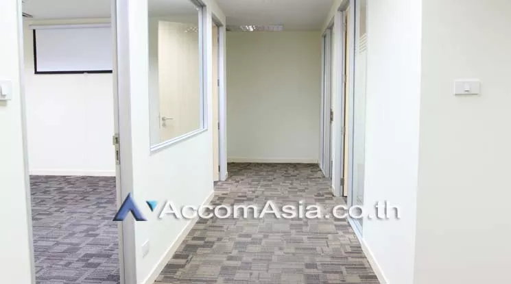8  Office Space For Rent in Ploenchit ,Bangkok BTS Chitlom at President Tower AA15713